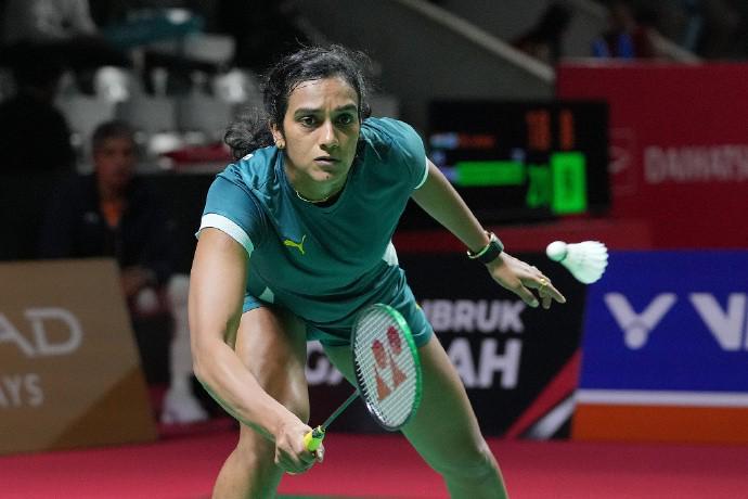 九游娱乐平台-其教练离爆炸点仅100米，羽毛球名将辛杜宣布退出全英公开赛