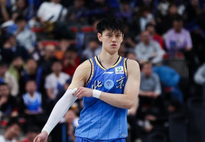 九游娱乐-打广东就来劲，曾凡博三分球7投5中，23分全场最高